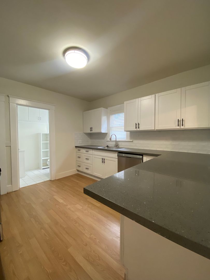23 19th Ave