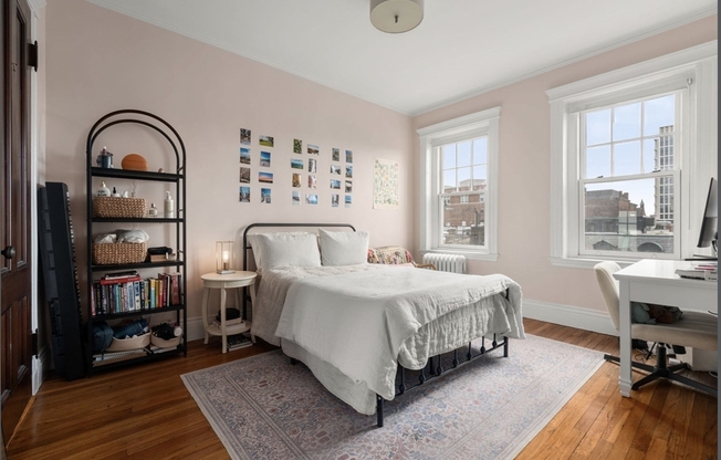282 Newbury St