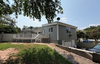 Fully Furnished 2BR, 1BA Condo in the Heart of North Arlington