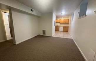 3 beds, 1 bath, 810 sqft, $1,590, Unit 732 S. Millvale Ave. #C1