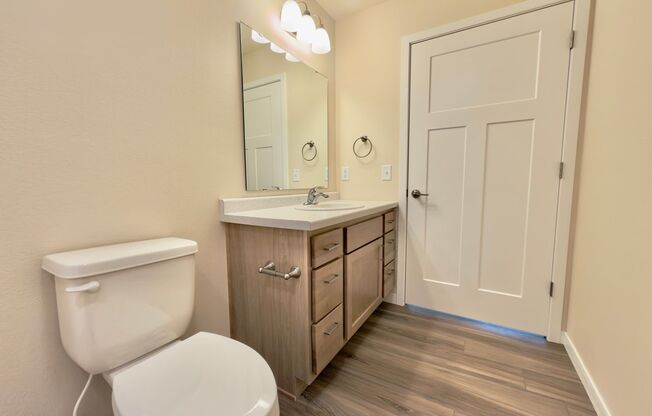1 bed, 1 bath, 743 sqft, $1,499, Unit EC 4242-03