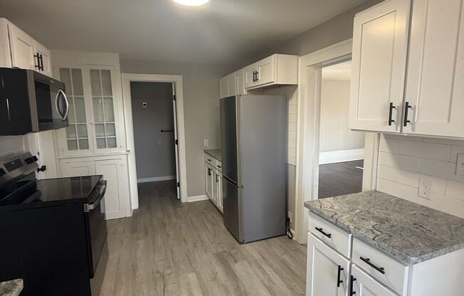 200 Main St. - Red Pod