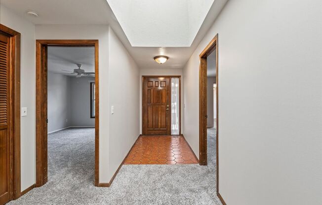2 bedroom 2 bath townhome located on the Bench