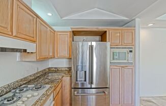 **Move in Special $1000 Off Third Months Rent** Remodeled Corner 3+2 Unit with Luxury Finishes Near Century City & Westwood