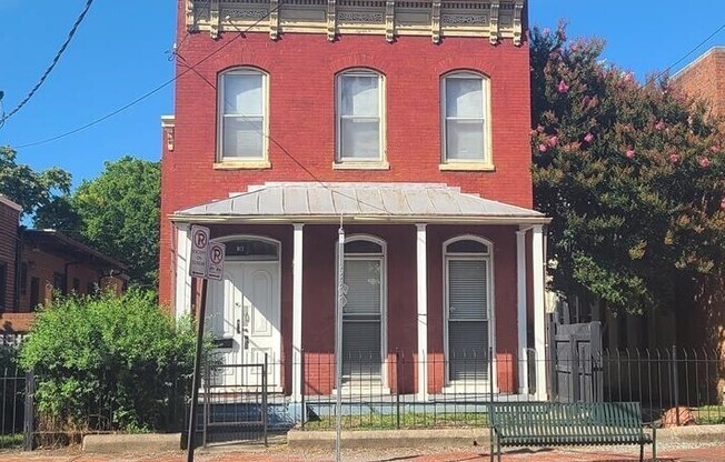 16 E LEIGH ST