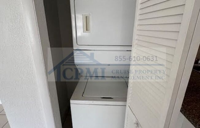 2 beds, 1 bath, 827 sqft, $1,825, Unit 6900- 5th