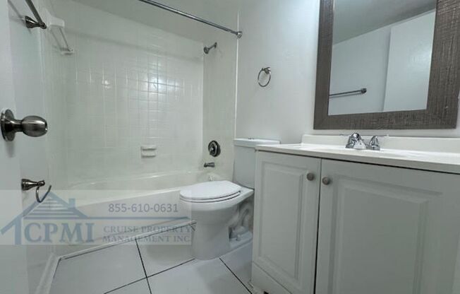 2 beds, 1 bath, 896 sqft, $2,250, Unit B405