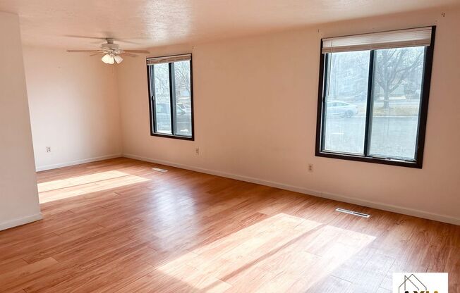 Cozy 2BD/1BA Home in Great Location!