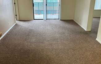 2 beds, 2 baths, 957 sqft, $1,015, Unit 31