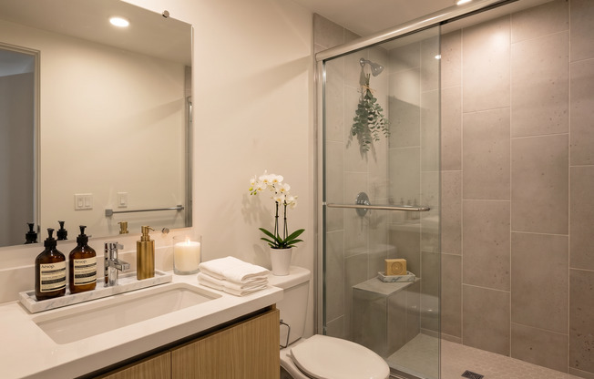 4 beds, 4 baths, 1,415 sqft, $4,029, Unit 401