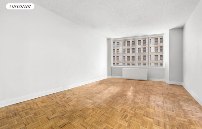 1 bed, 1 bath, 650 sqft, $5,500, Unit 6G