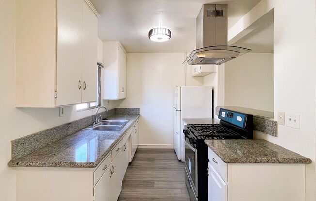 1 bed, 1 bath, $1,945