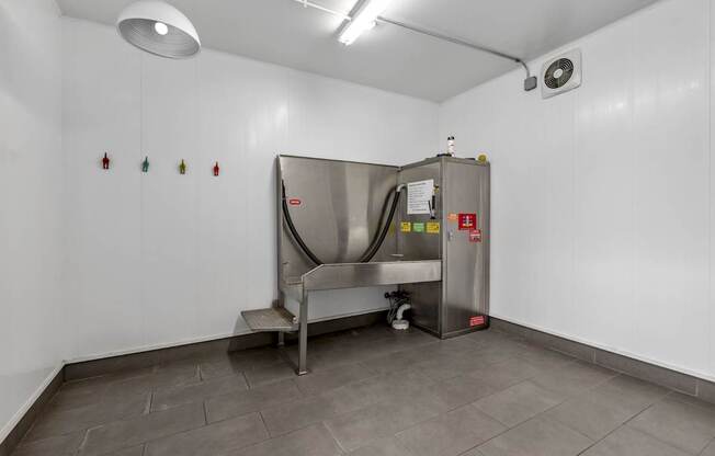 Pet Wash Space at Avant at the Arboretum Apartments in Lisle, IL 60532