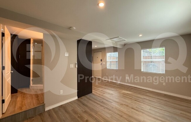 2519 N GARRETT AVE