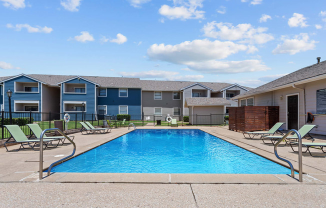 the enclave at homecoming terra vista swimming pool