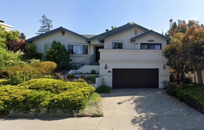 View! Beautiful Spacious Home in SLO