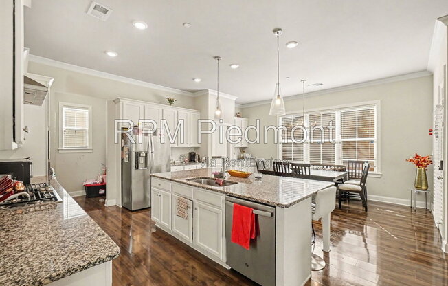 4 beds, 3.5 baths, 2,941 sqft, $4,200