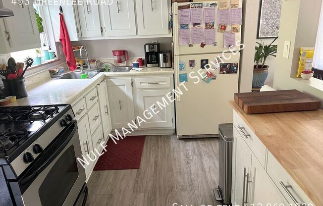 453 GREENLEE RD