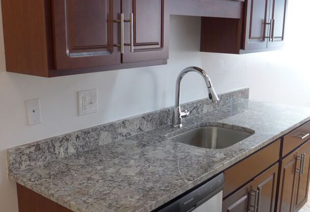 1 bed, 1 bath, 640 sqft, $1,650, Unit 501