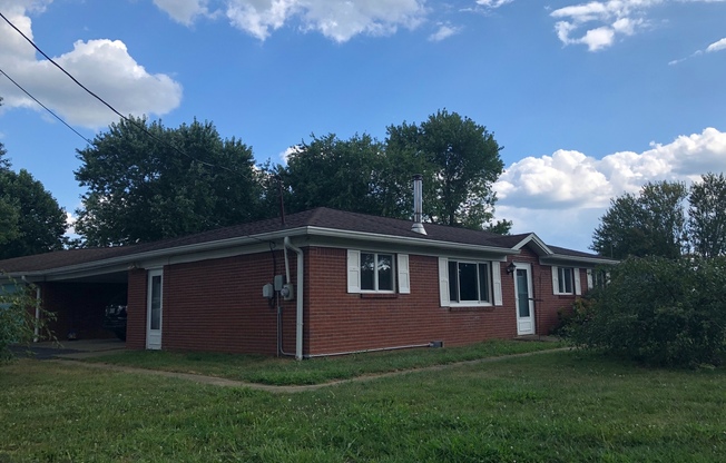 3 bedroom ranch home Available August 2025!   Monthly Rent is $1,625