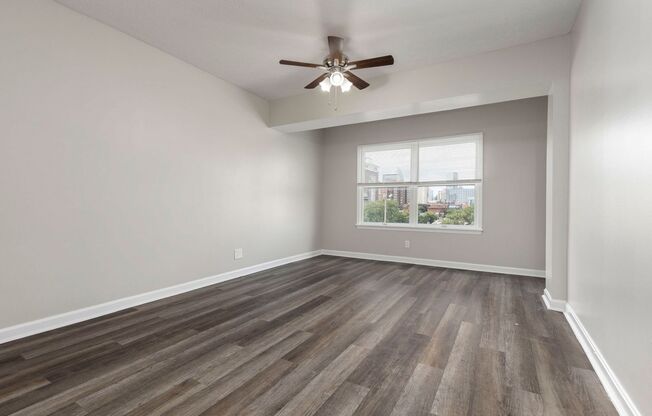 2 beds, 2 baths, $895, Unit 306