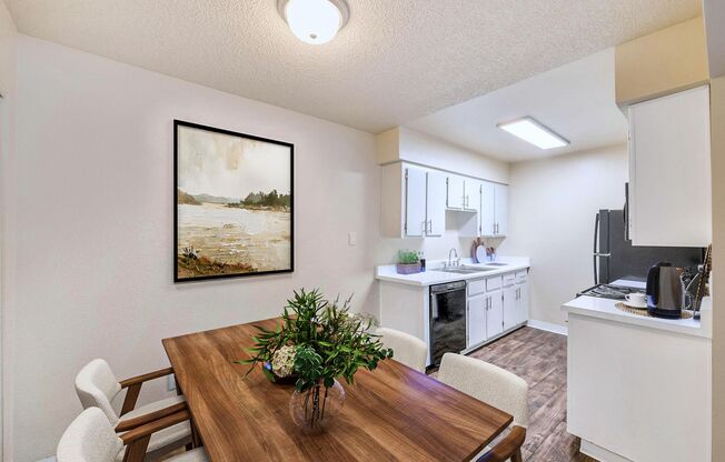 2 beds, 2 baths, 960 sqft, $1,558, Unit 201