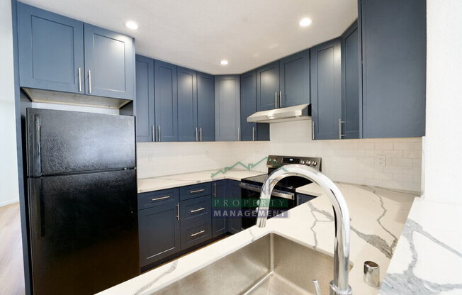 100 MARIN CTR DR