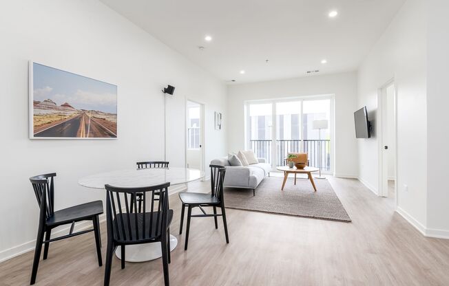 3 beds, 3 baths, 1,200 sqft, $3,600, Unit 105-1