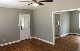 2 beds, 1 bath, $1,600