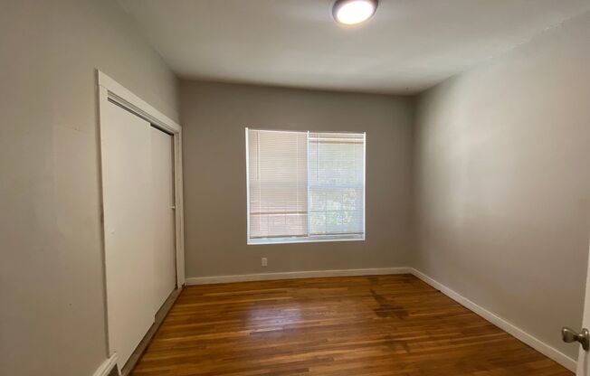 3 beds, 1 bath, $1,250