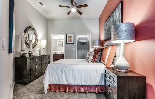 Capitol at Stonebriar Apartments in Frisco, TX