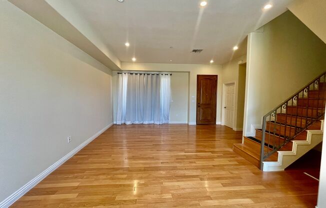 Spacious 3-Bedroom, 2.5-Bathroom Townhouse in Private Gated Community - MOVE IN READY