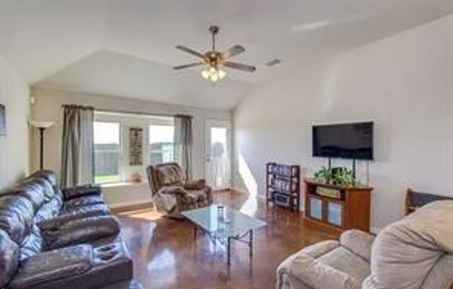 Adorable one story home on cul-de-sac with private backyard