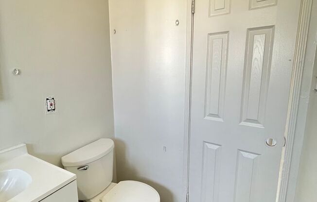 1 bed, 1 bath, $1,695, Unit F