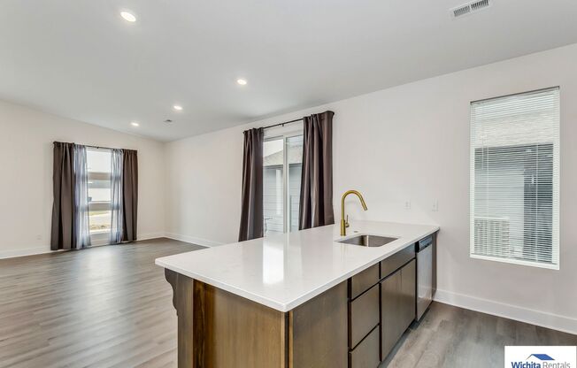 3 bed, 2 bath patio home