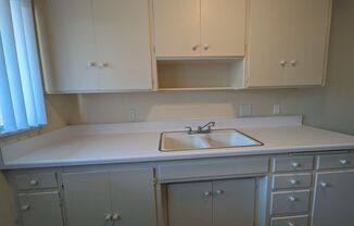 1 bed, 1 bath, 710 sqft, $1,875, Unit 10