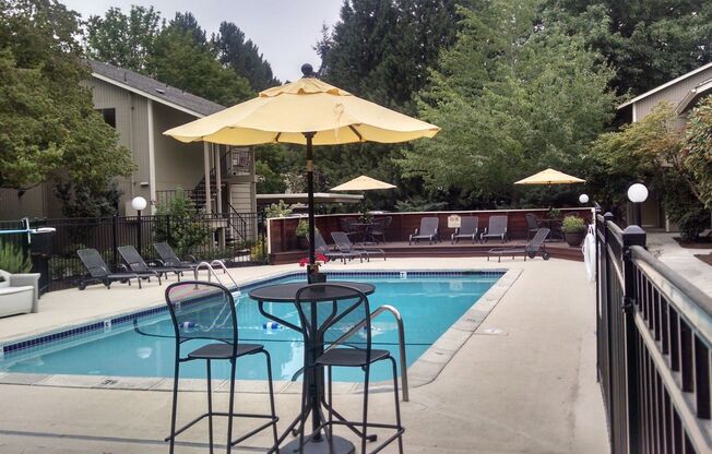 1 bed, 1 bath, 704 sqft, $1,490, Unit 0122