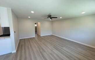 2 beds, 1.5 baths, 1,007 sqft, $2,195, Unit B