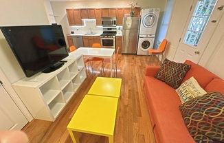 130 West 8th St