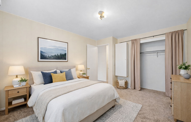 1 bed, 1 bath, 500 sqft, $1,545, Unit 13