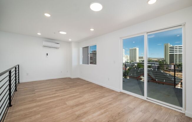 2 beds, 1.5 baths, 647 sqft, $2,350, Unit 307 Pine Street - 303