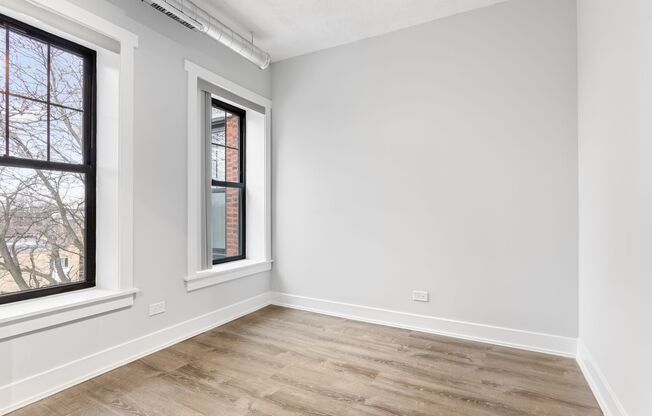 2 beds, 1 bath, 625 sqft, $2,350, Unit 216