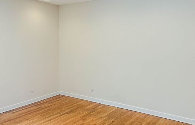 3 beds, 2.5 baths, 1,200 sqft, $3,250, Unit 3922-1