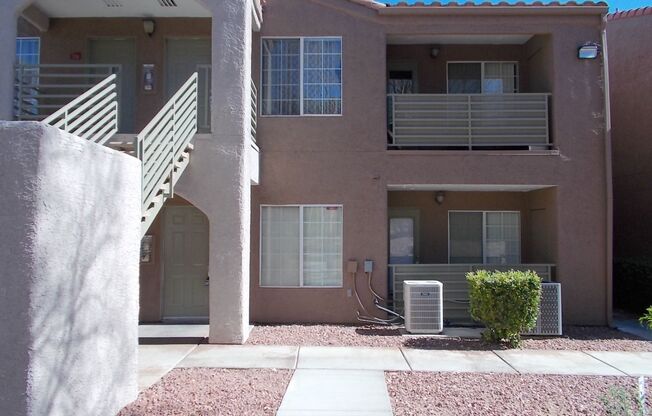 Comfort and Convenience in a Picturesque Gated Community