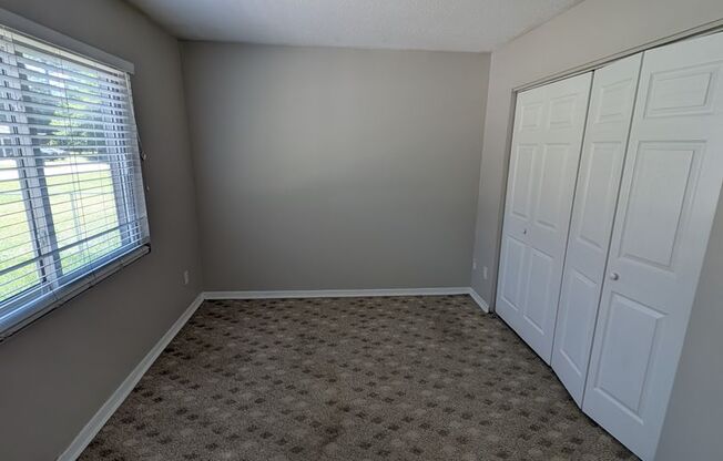 Beautifully Remodeled 2 Bed, 1.5 Bath Duplex with Privacy Fence