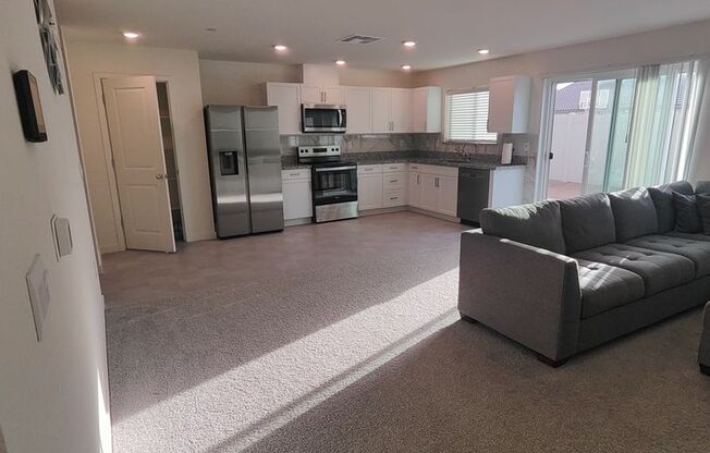 Beautiful 2024 Built 4/2.5 - New Subdivision!