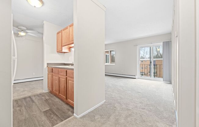 1 bed, 1 bath, 680 sqft, $1,025, Unit 377-301