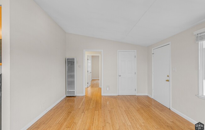 12021 LOUISE AVE