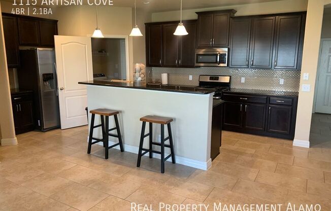 4 beds, 2.5 baths, 1,847 sqft, $1,999