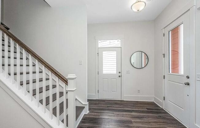 1007 W PATTERSON PT